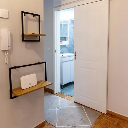 Prime Location - 2 Bd Boutique アパート *